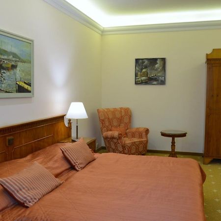 Bristol Kralovska Vila Hotel Karlovy Vary Kültér fotó